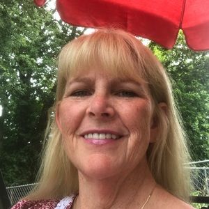 Meet your Posher, Connie